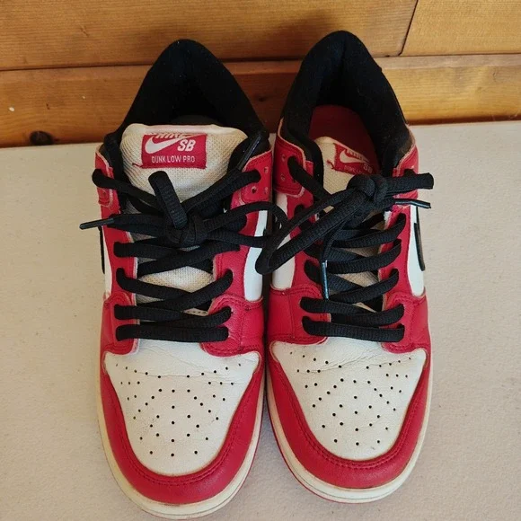 Size 8.5 - Nike SB Dunk Low J-Pack Chicago UK6 Eur40 Red Black White - Picture 4 of 7